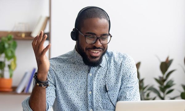 work at home customer service agent coaching other agents to provide the best customers service