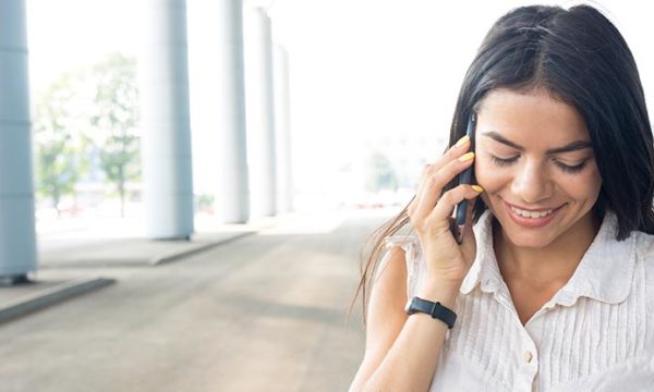 customer listening to customer service agent